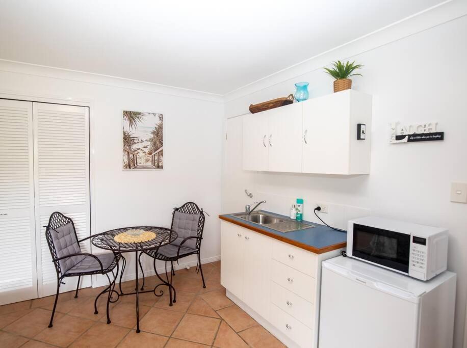 Gorgeous Studio + 100M To Beach + Pool Point Lookout Extérieur photo